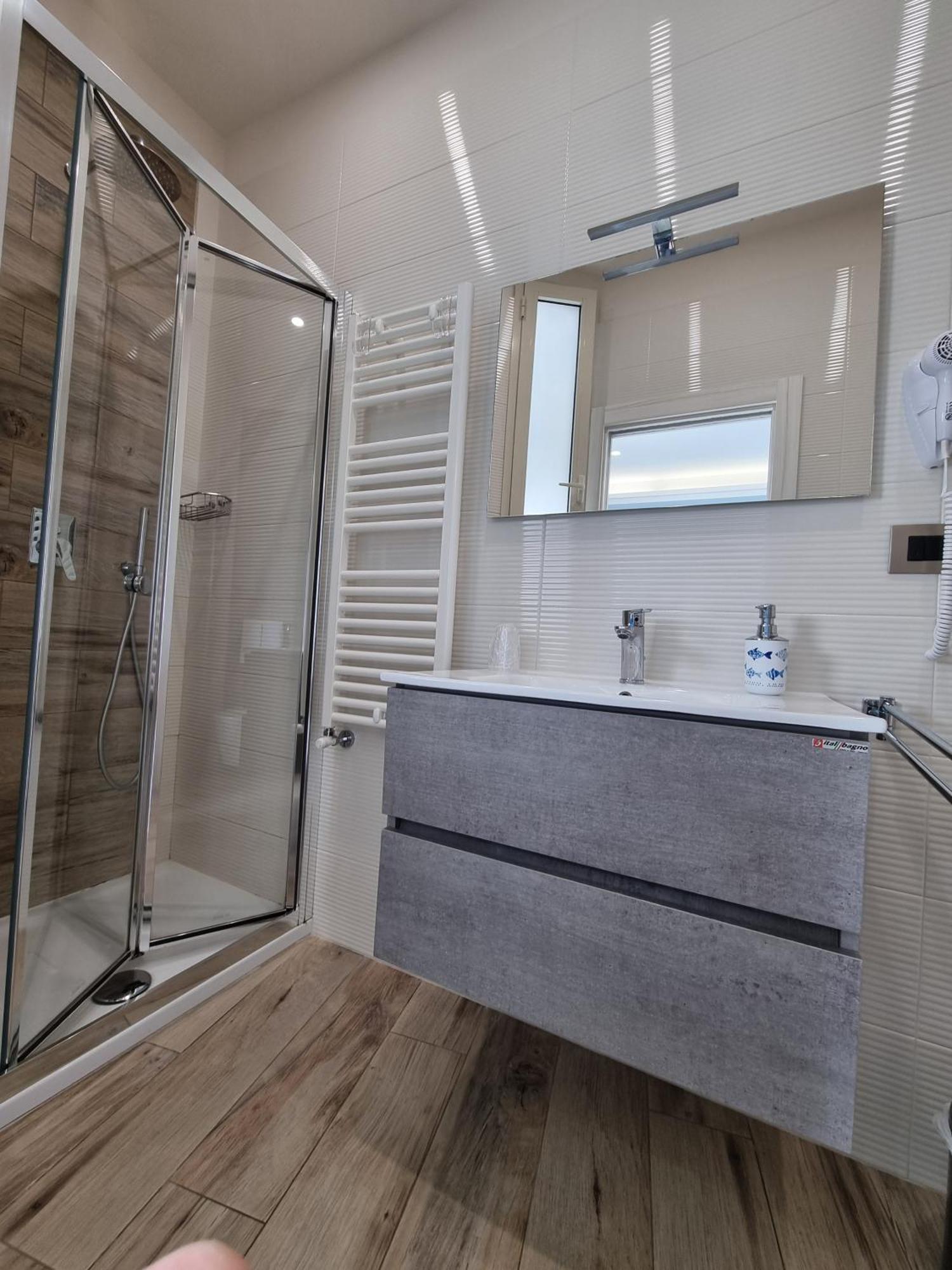 Oltre Il Mare Guest House Gaeta Ngoại thất bức ảnh