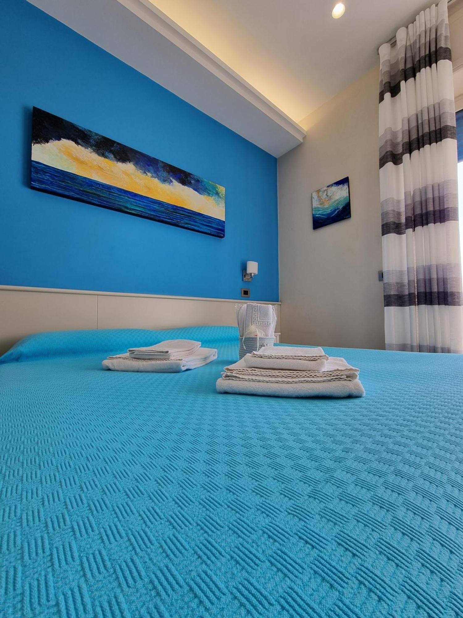 Oltre Il Mare Guest House Gaeta Ngoại thất bức ảnh