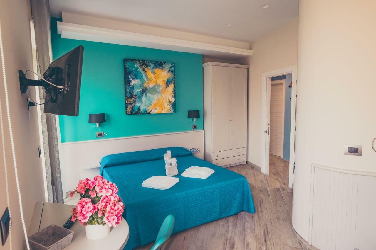 Oltre Il Mare Guest House Gaeta Ngoại thất bức ảnh